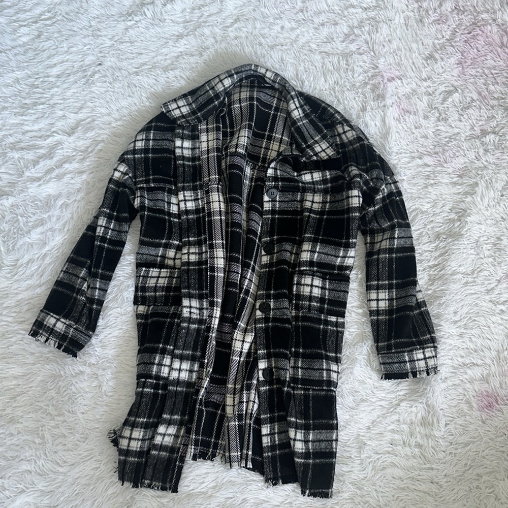 Chic Black and White Plaid Jacket - Picture 7 of 10